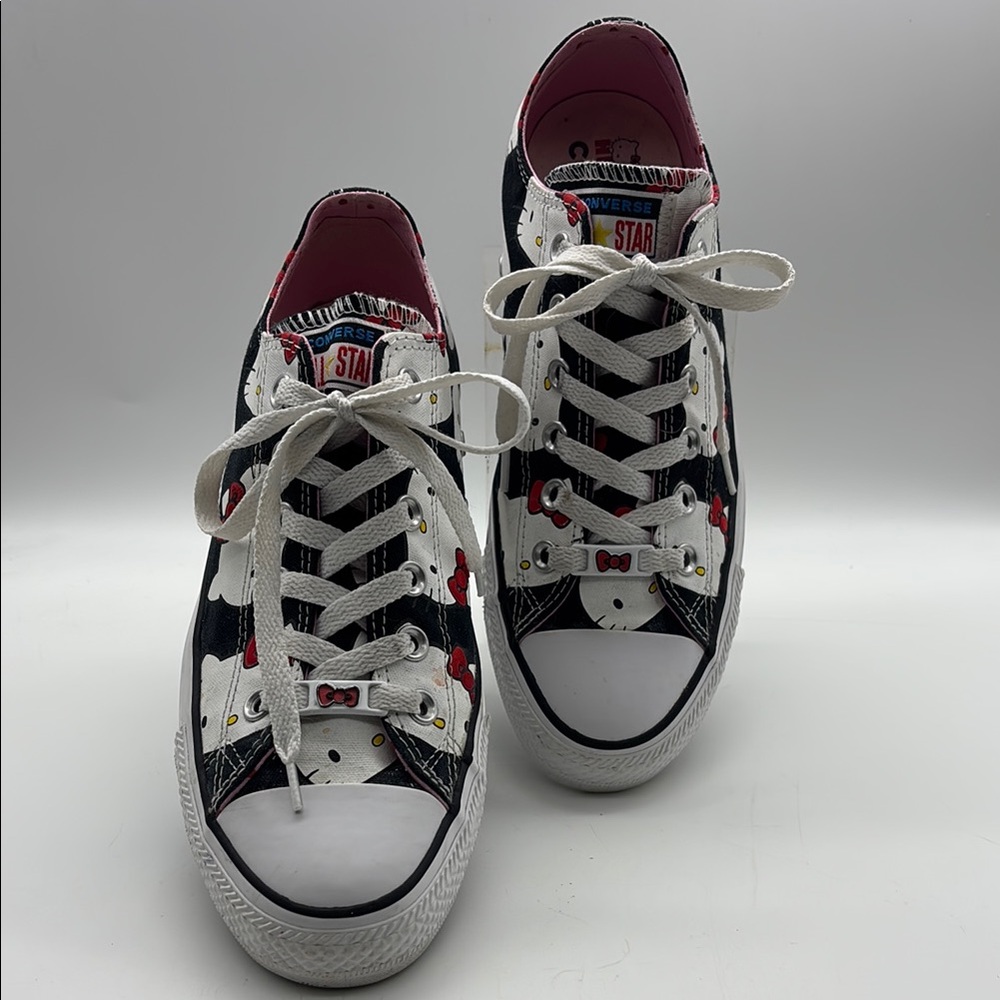 Converse women’s Hello Kitty Sneakers